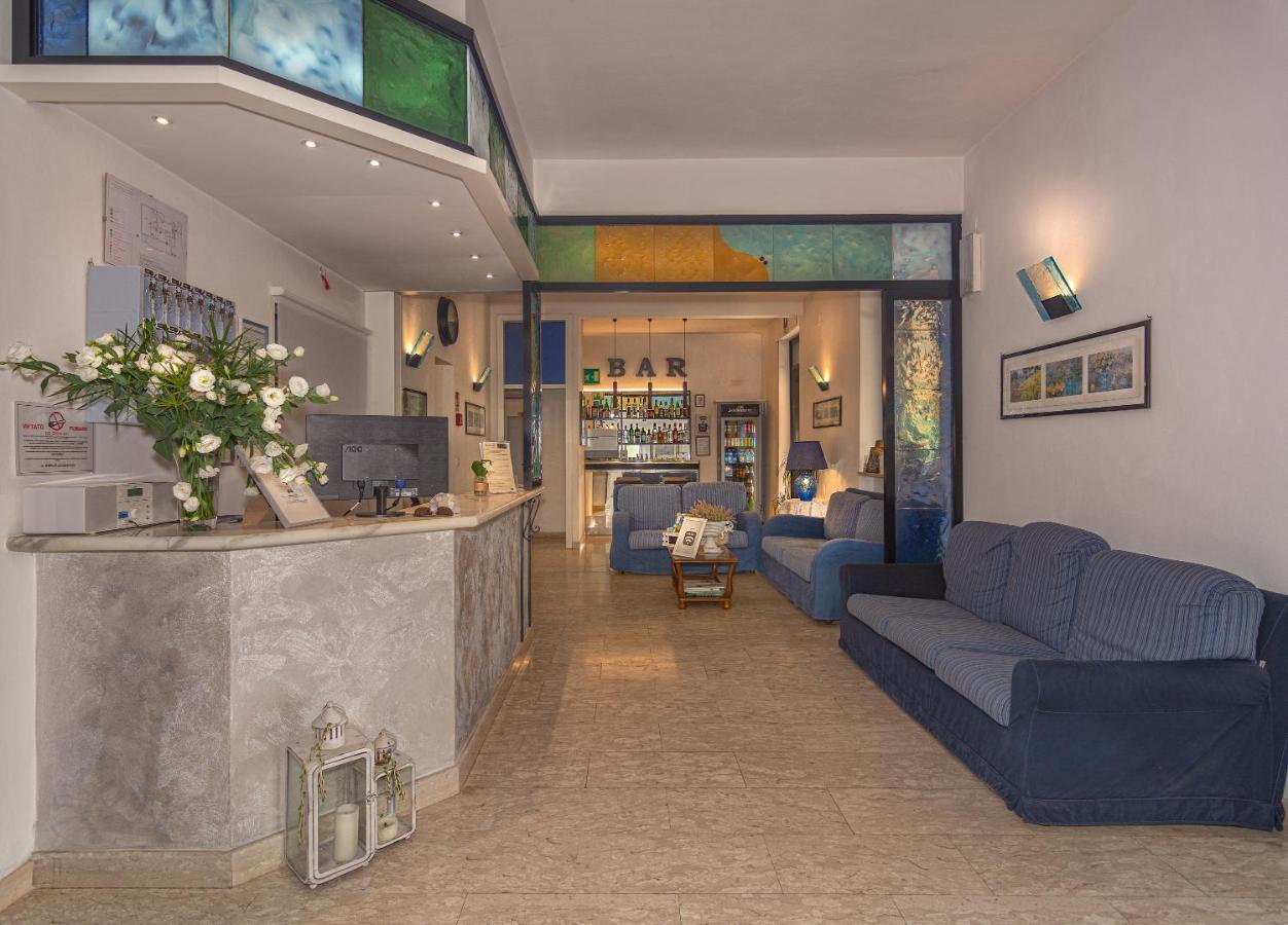 Hotel Brunella Lido di Camaiore Dış mekan fotoğraf
